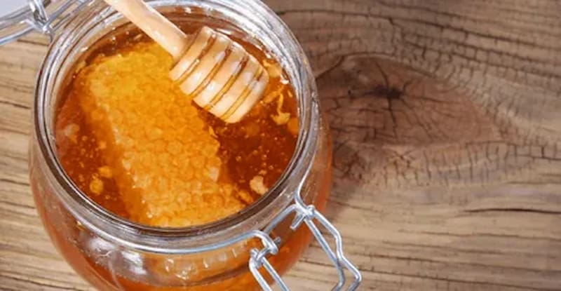 تصویر 3 از عسل کوهی رس شده طبیعی با عطر دلنشین